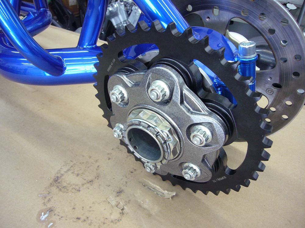 Here's the Ducati Rear Drive assembly with the Superlite Sprockets one piece steel 530 rear sprocket.  The stock Ducati hub has been powder coated "Speedway Black"